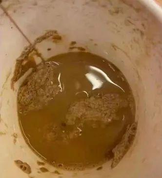 公鸡母鸡拖拉机