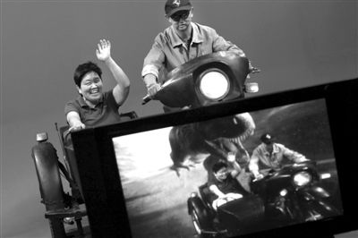 再见金钱，前往贫困村